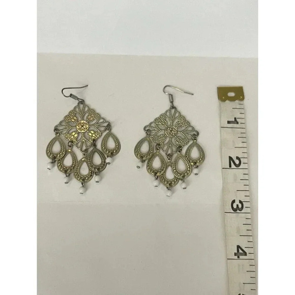 VTG Vintage Pierced Earrings Bronze Gold Tone White Bead Chandelier Dangle Boho - Picture 2 of 7